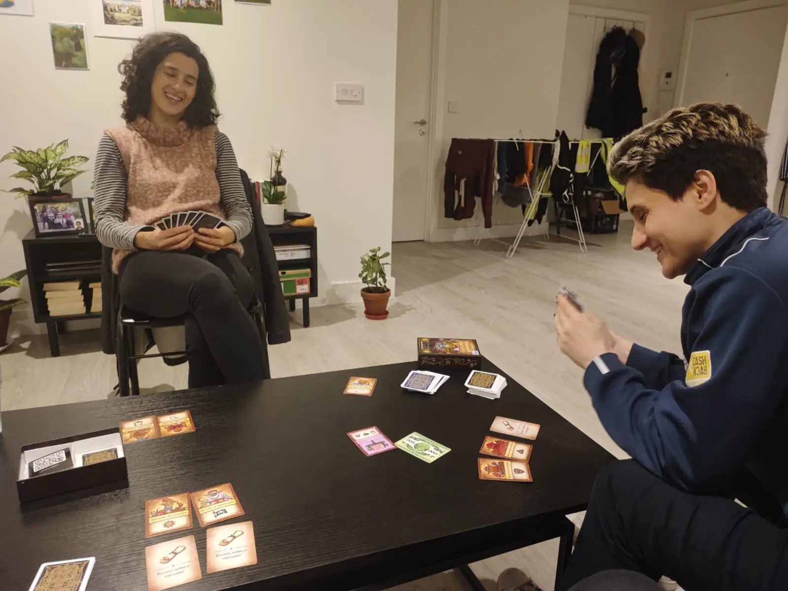 Kind dat meespeelt in een Hashiban-veiling